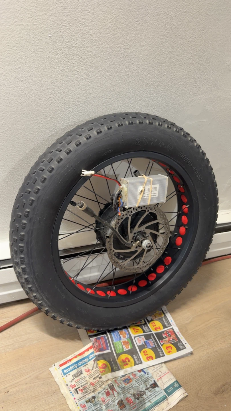 Heybike mar 2.0  Rear Wheel 1400w peak and comes with controller - photo 2