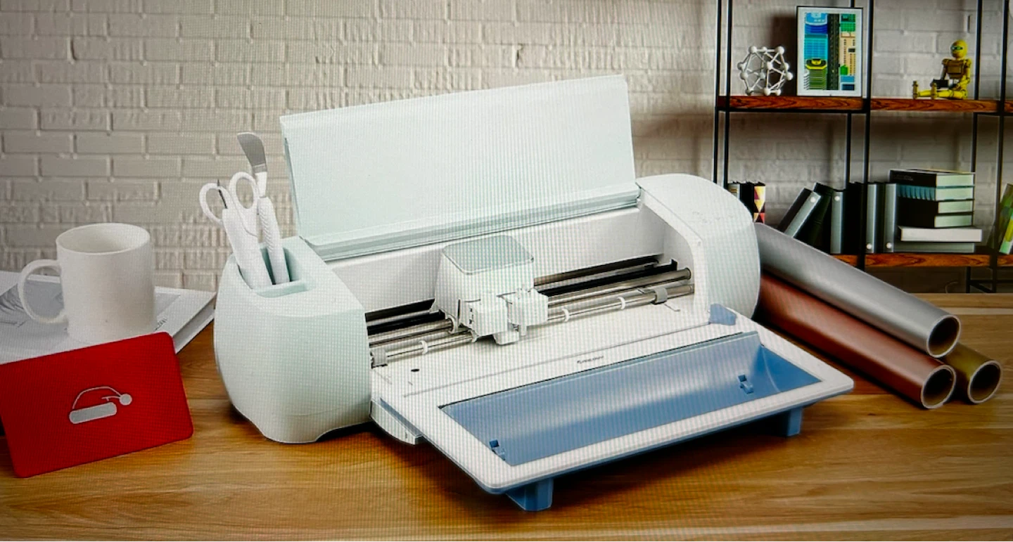 Roll Holder with Trimmer for Cricut Maker/Explore 3 - photo 3