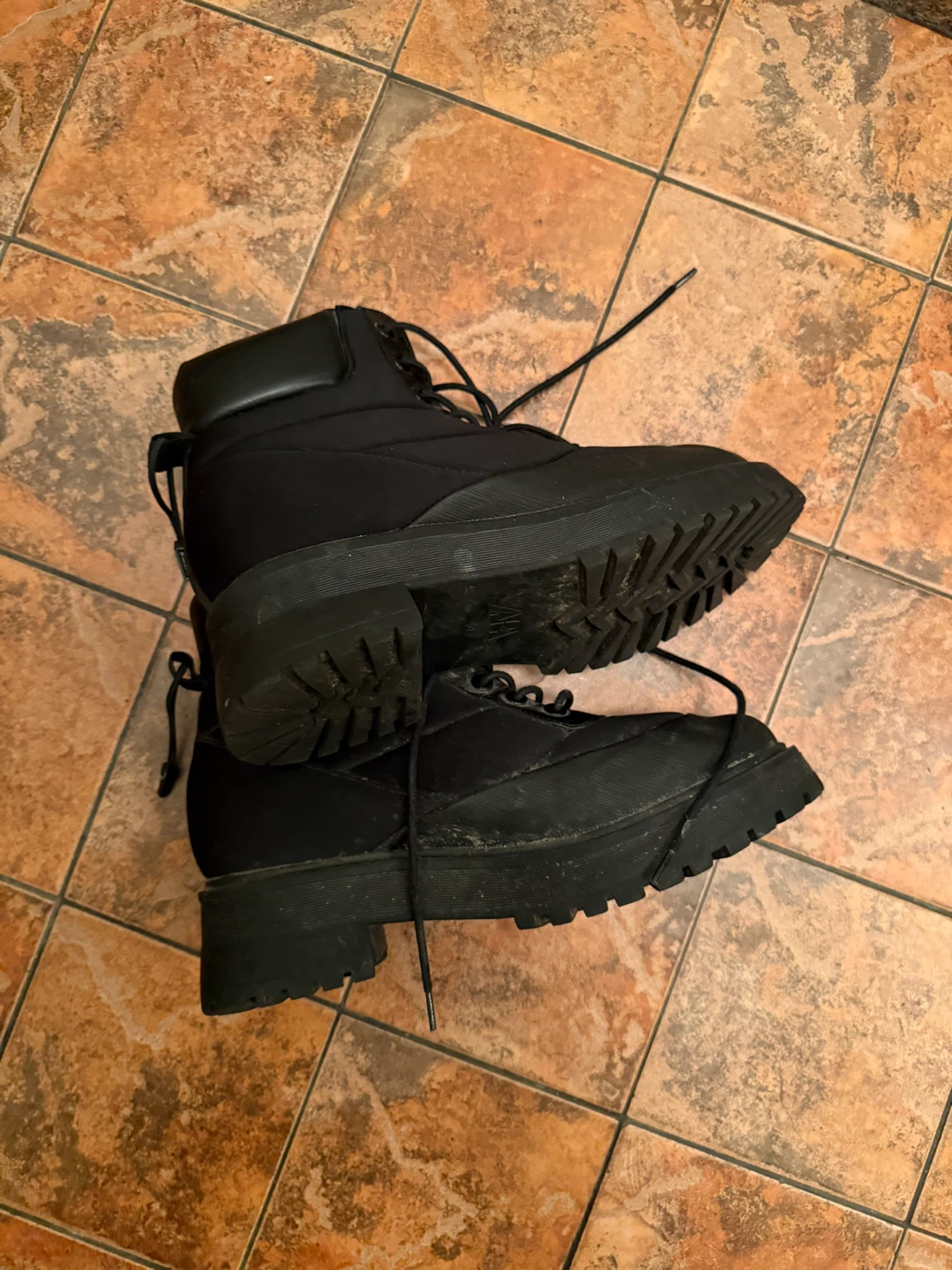 Zara Black Puffer Combat Boots - photo 2