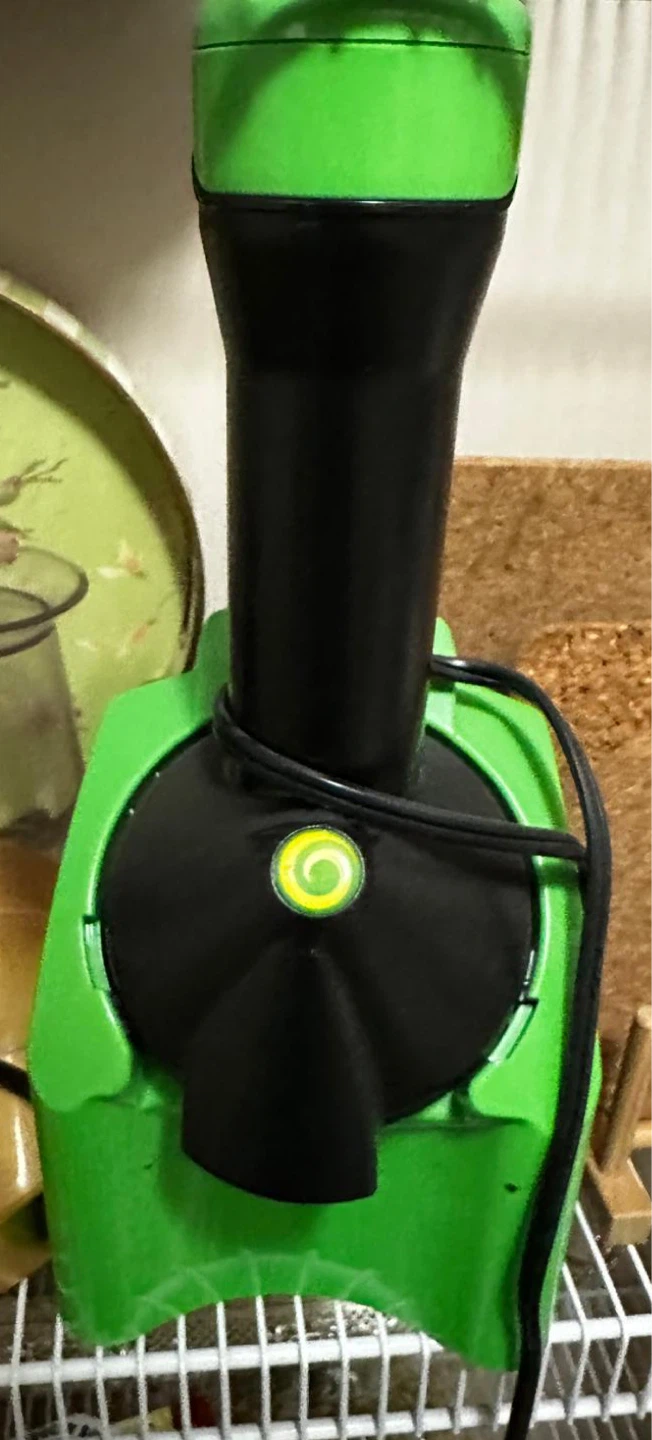 Yonanas Frozen Dessert and Ice Cream Maker