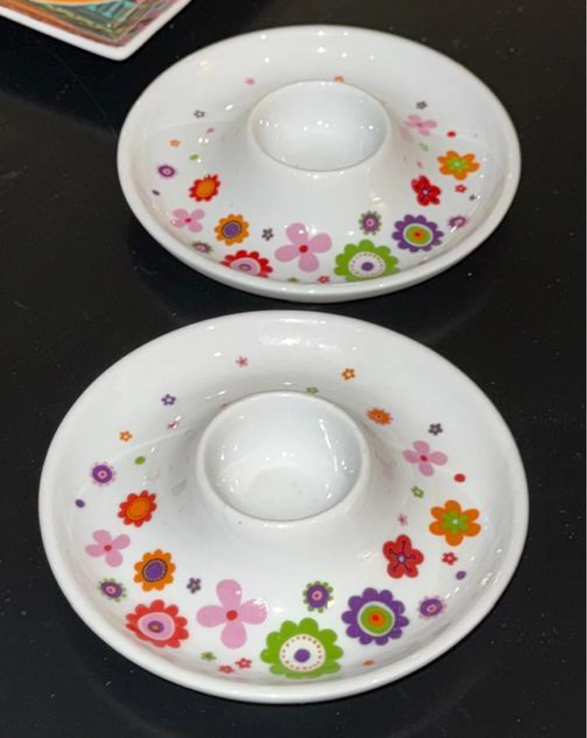 Set of 2 Ceramic Egg Cups with Floral Design - photo 2