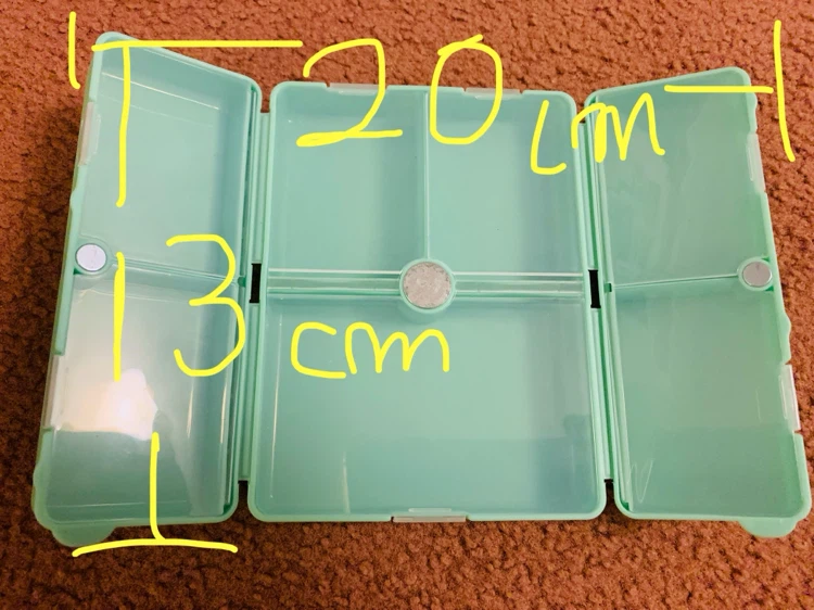 Portable travel medicine box/small item container. New - photo 2