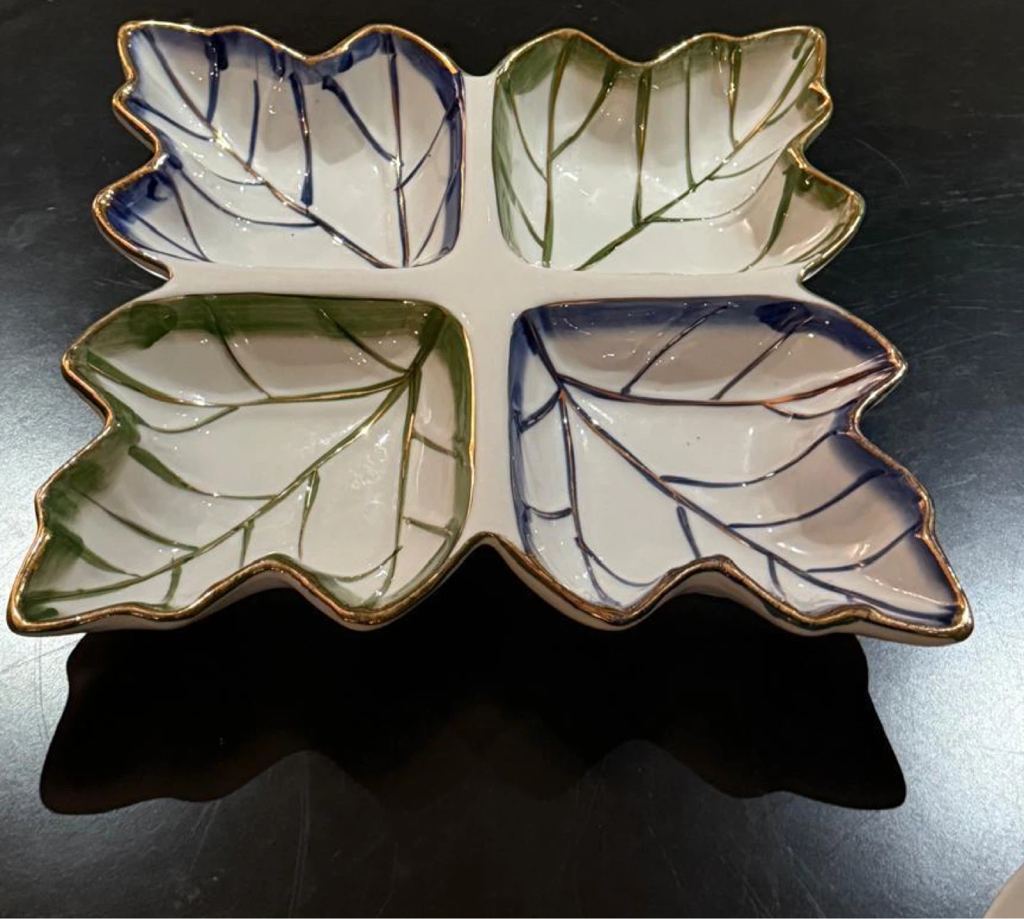 Leaf-shaped Divided Serving Dish - Blue & Green