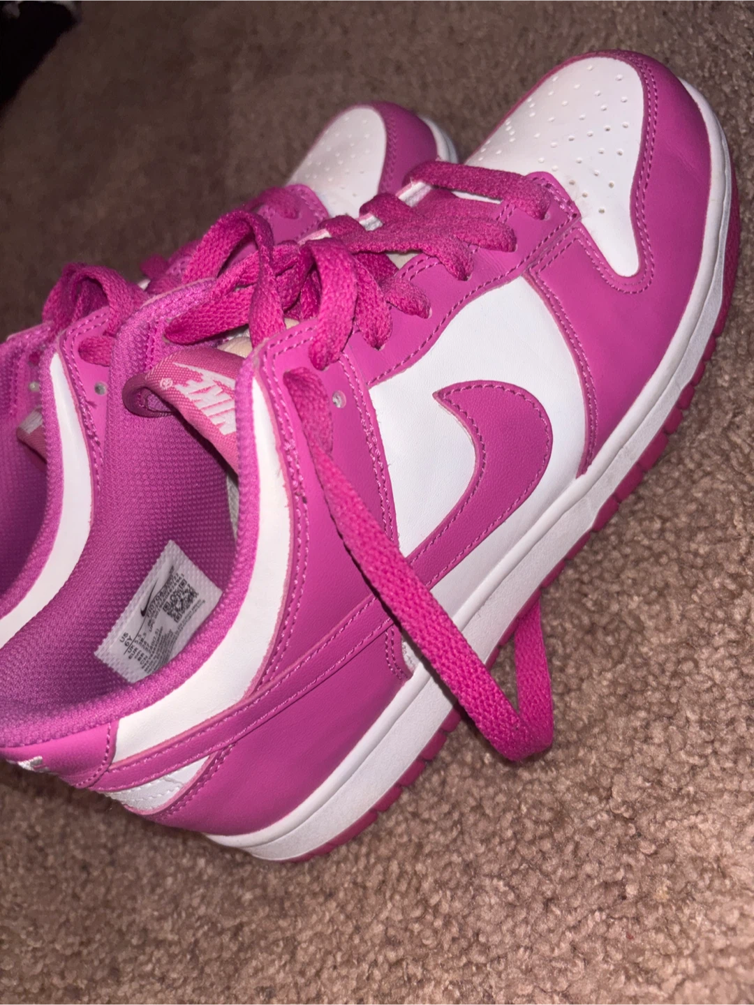 White and Hot pink Nike dunks - photo 2