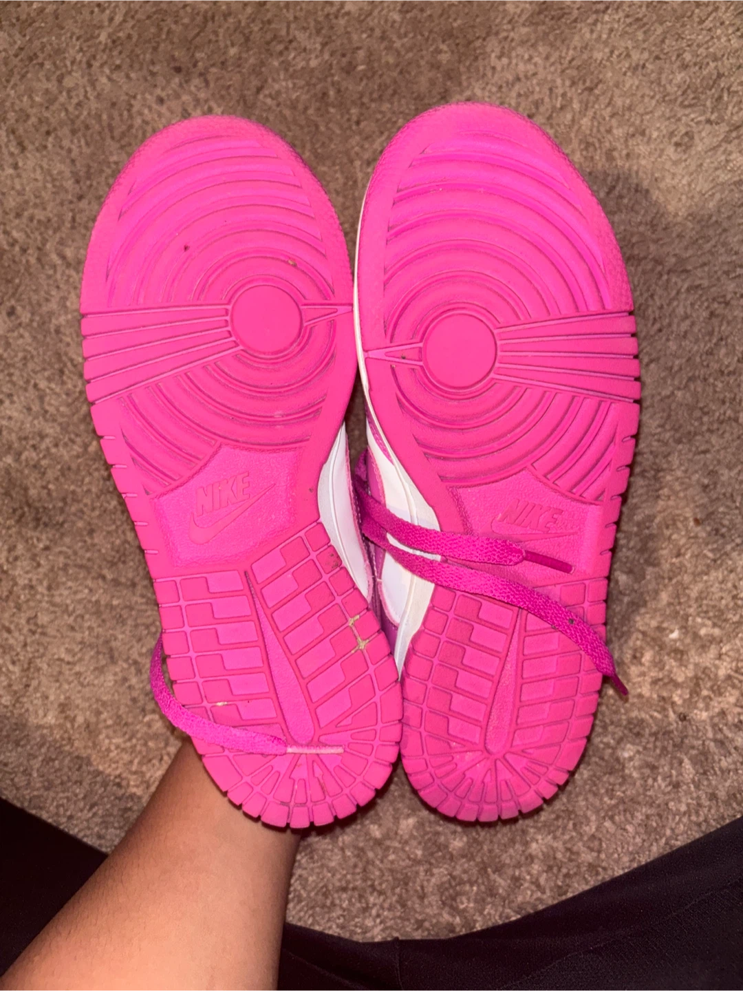 White and Hot pink Nike dunks - photo 3