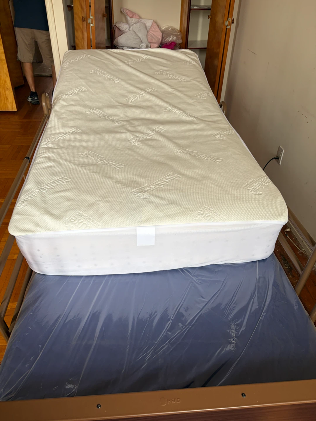 Hospital bed