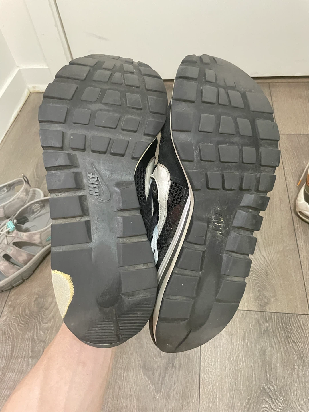 Nike Sacai Sneakers - photo 3