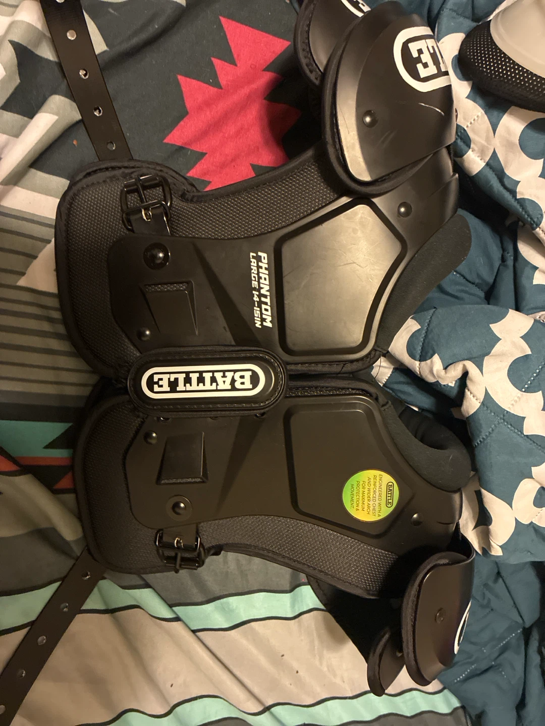 Battle Phantom Football Shoulder Pads Large