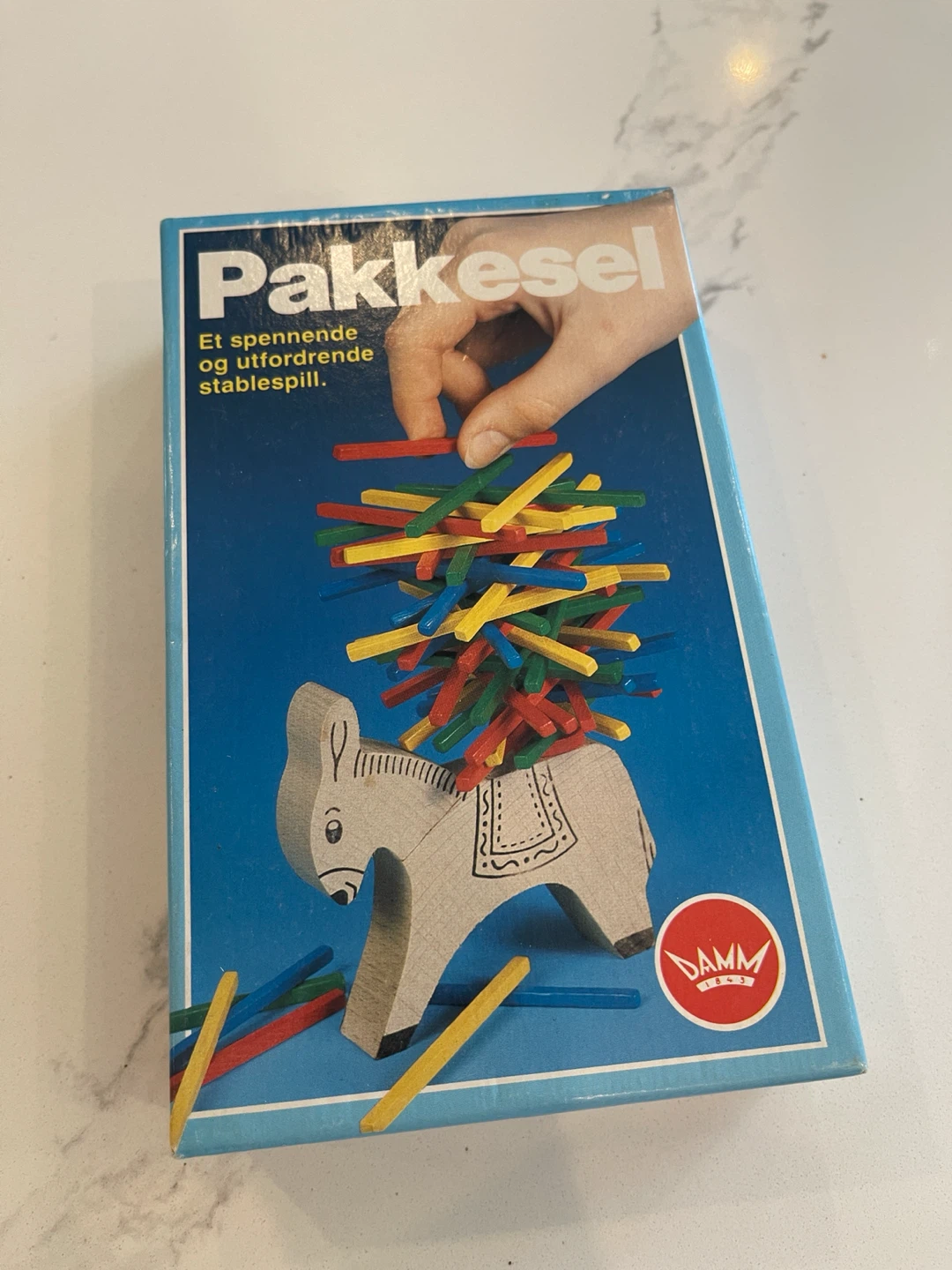 Pakkessel Stacking Game
