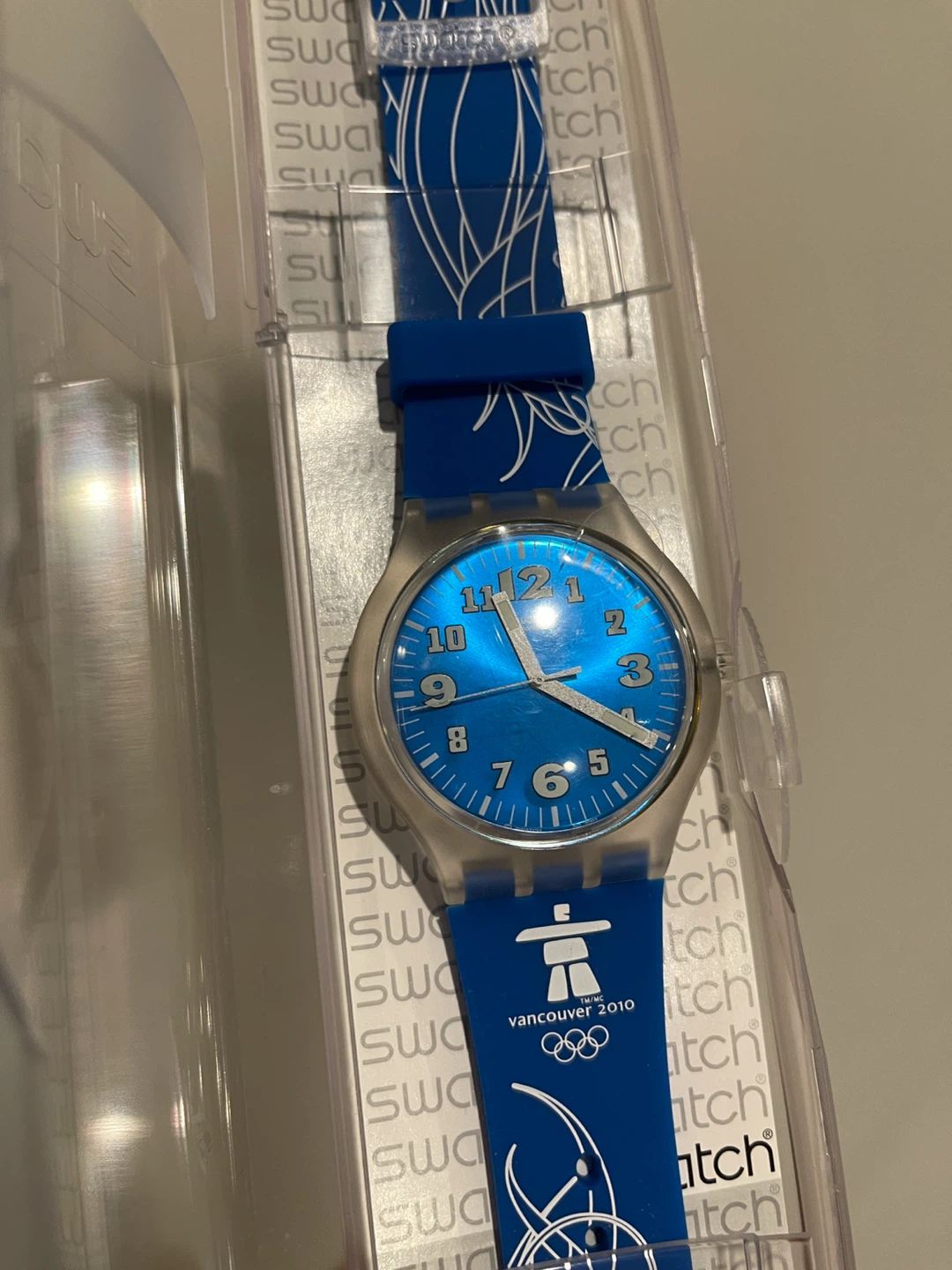 Swatch Vancouver 2010 Olympics Watch - photo 2