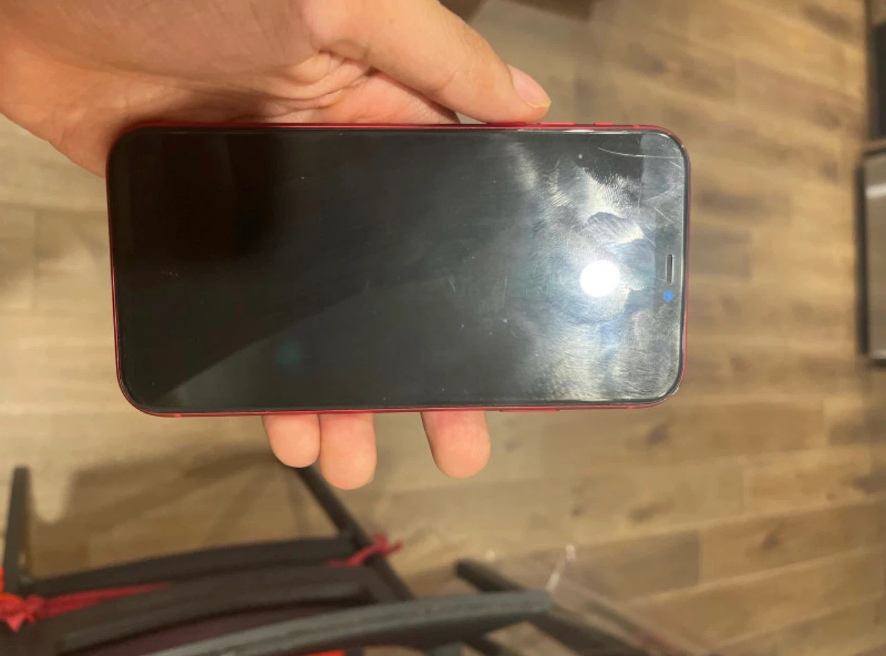 Iphone 11 64GB - photo 2