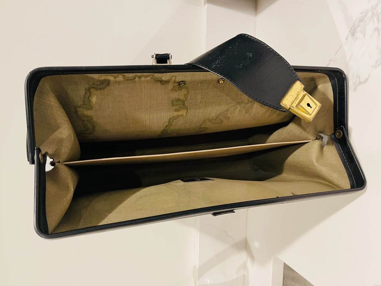 Vintage Black Doctor's Bag/Briefcase - photo 2