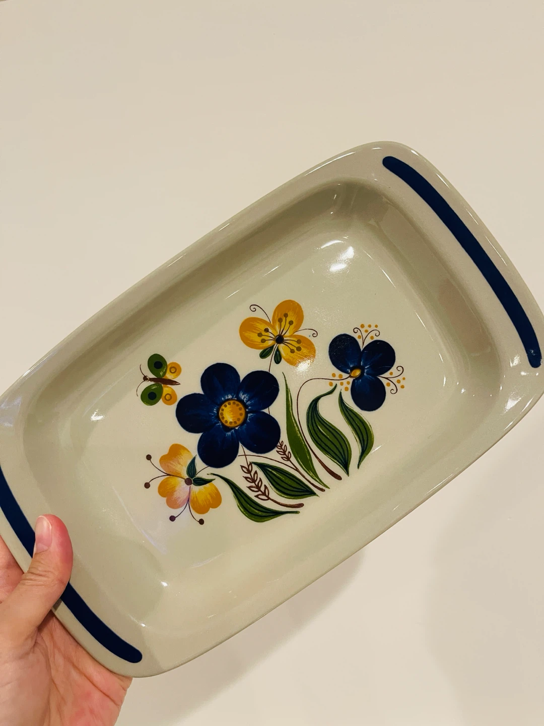 Vintage Figgio Norway Mayflower Creamer - photo 2