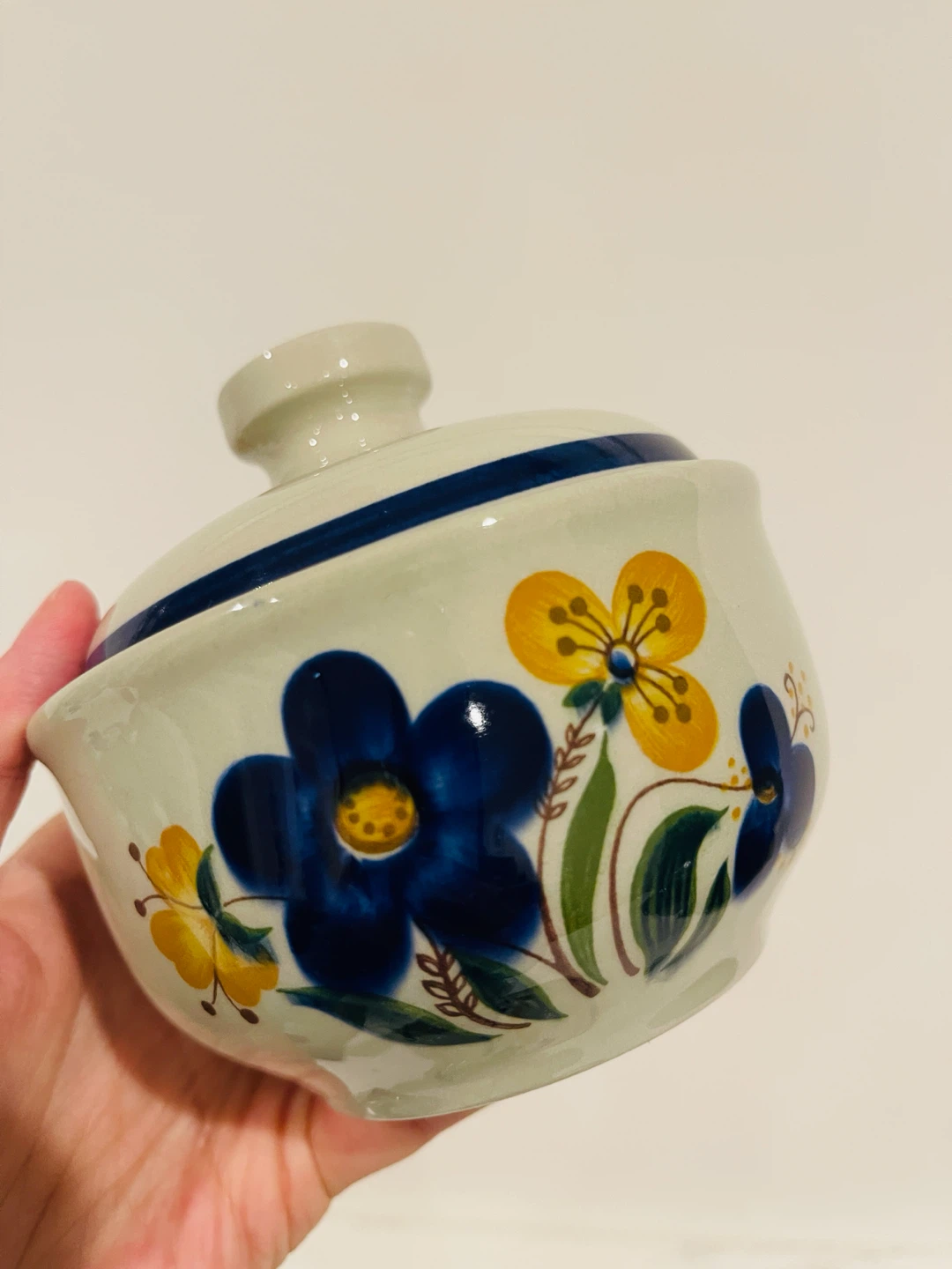 Vintage Figgio Norway Mayflower Creamer - photo 4