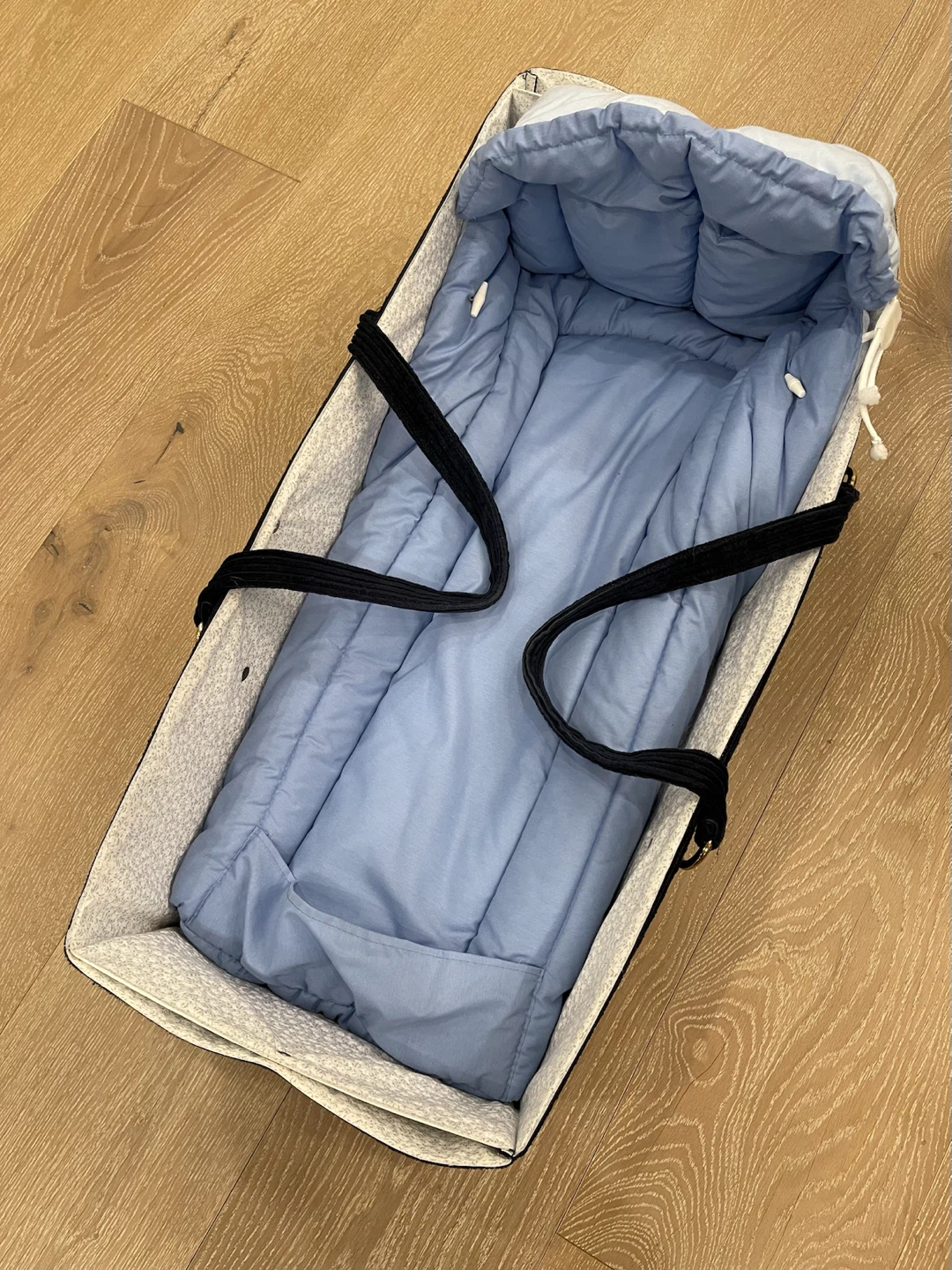 Baby Bassinet & Cozy Bunting Bag