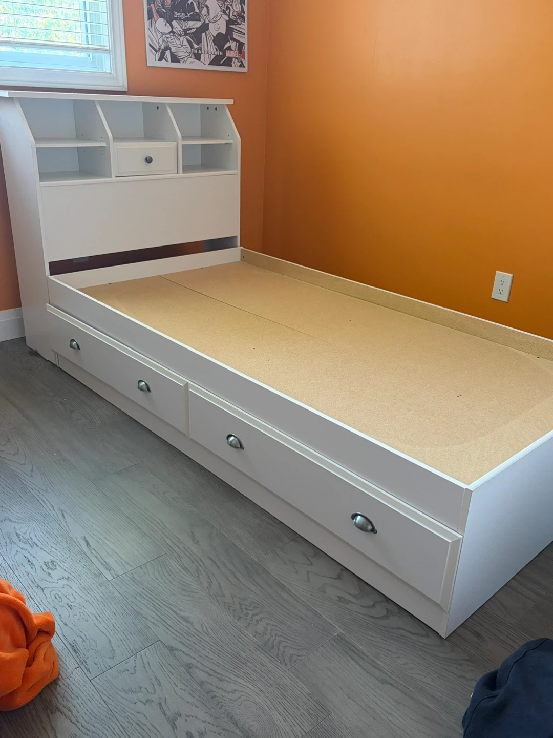 Bedroom Set: White Twin Bed Frame with Headboard, 4-Drawer Chest
