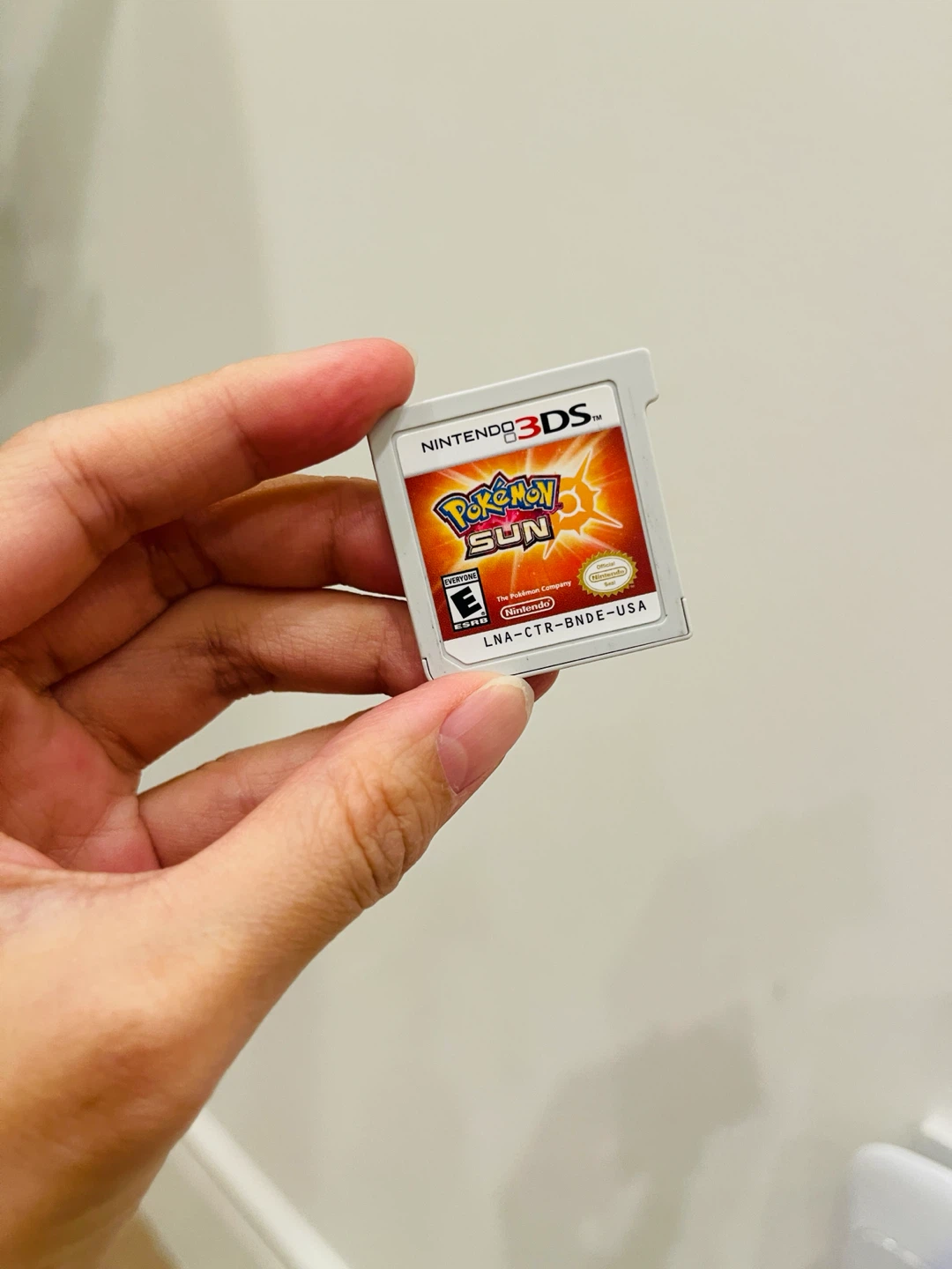 Nintendo 2DS with Pokemon Sun Game and Charger - photo 3