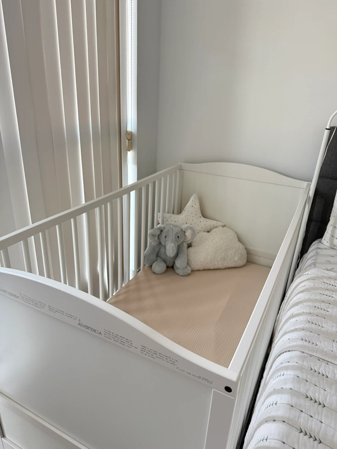 IKEA SMÅGÖRA Crib - White