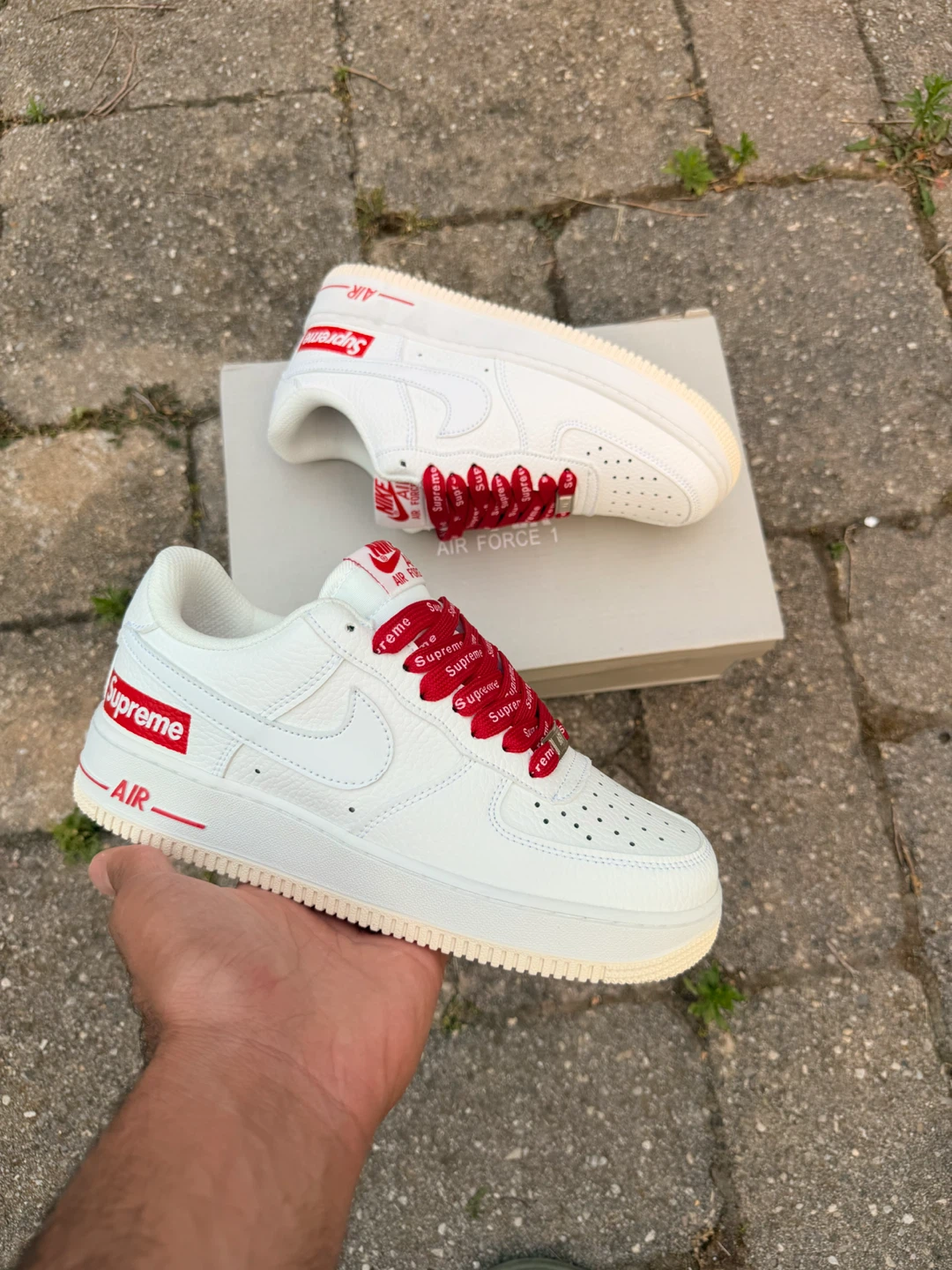 Supreme x Nike Air Force 1 Low White