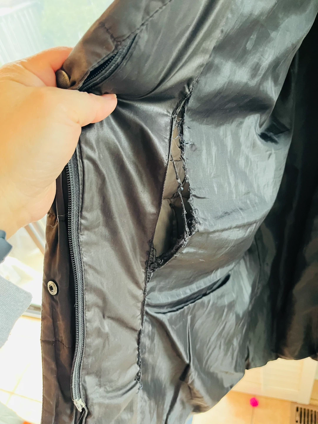 Women Mid-Length Removable Hood Light Puffer Jacket - photo 3