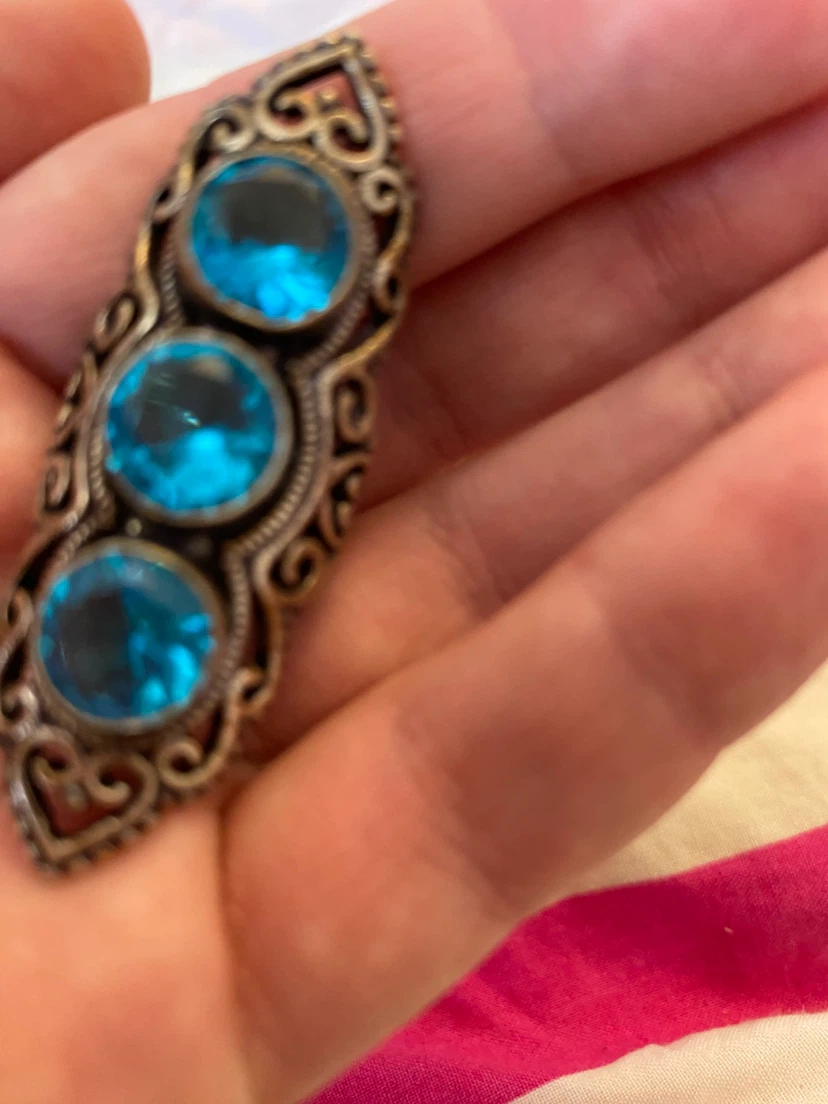 Elongated Ring with 3 Blue Topaz Stones size 6 - photo 4