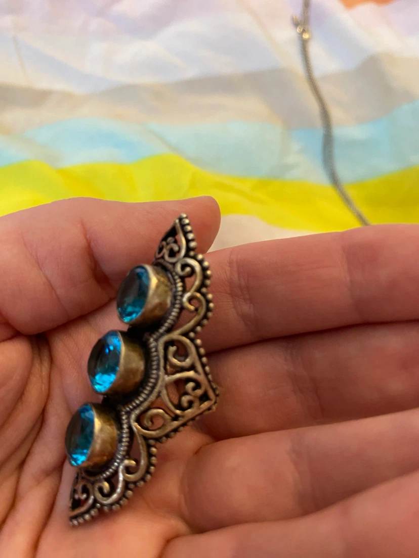 Elongated Ring with 3 Blue Topaz Stones size 6 - photo 5
