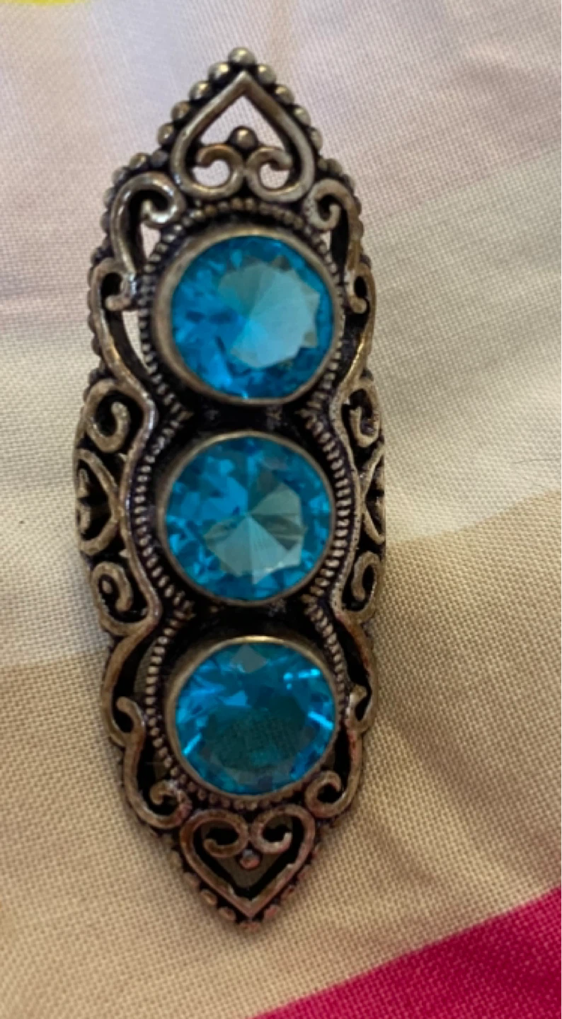 Elongated Ring with 3 Blue Topaz Stones size 6 - photo 2
