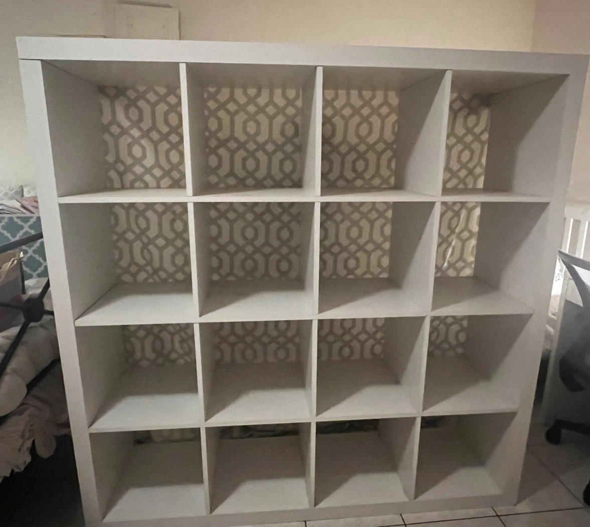 White 16-Cube Storage Shelf Unit