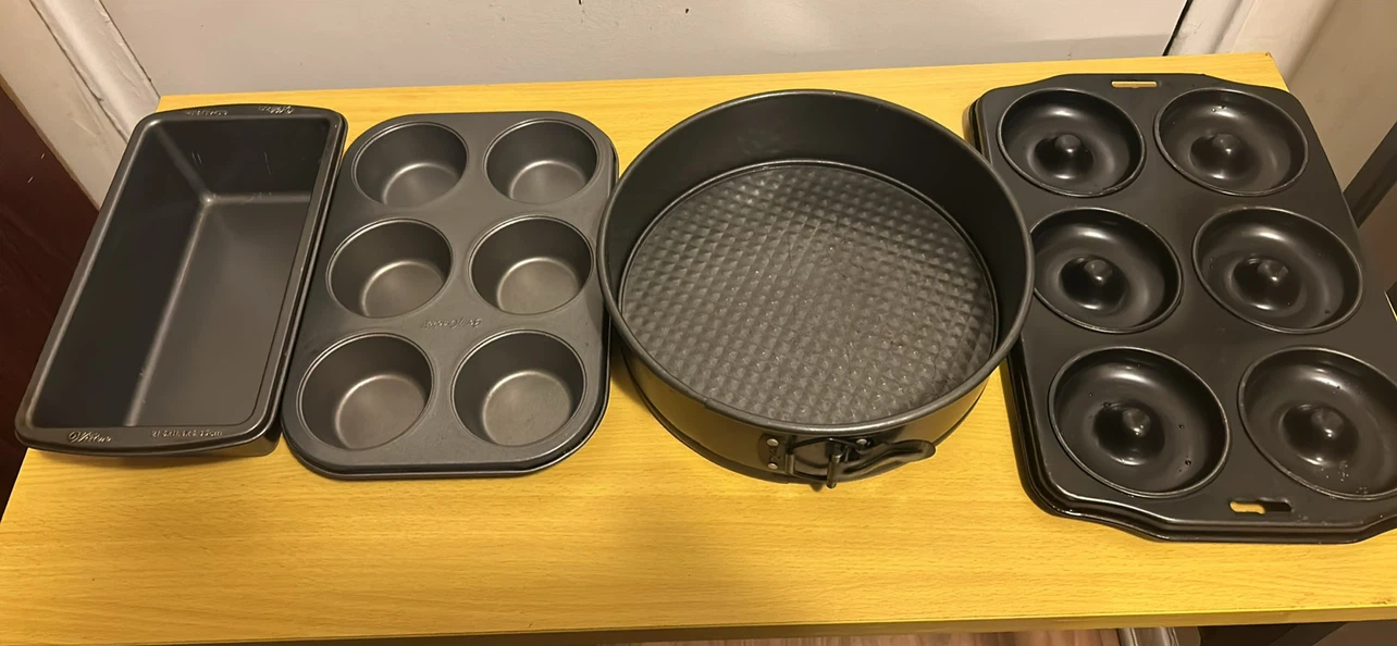 Baking Pan Set - Loaf, Muffin, Cake, Donut