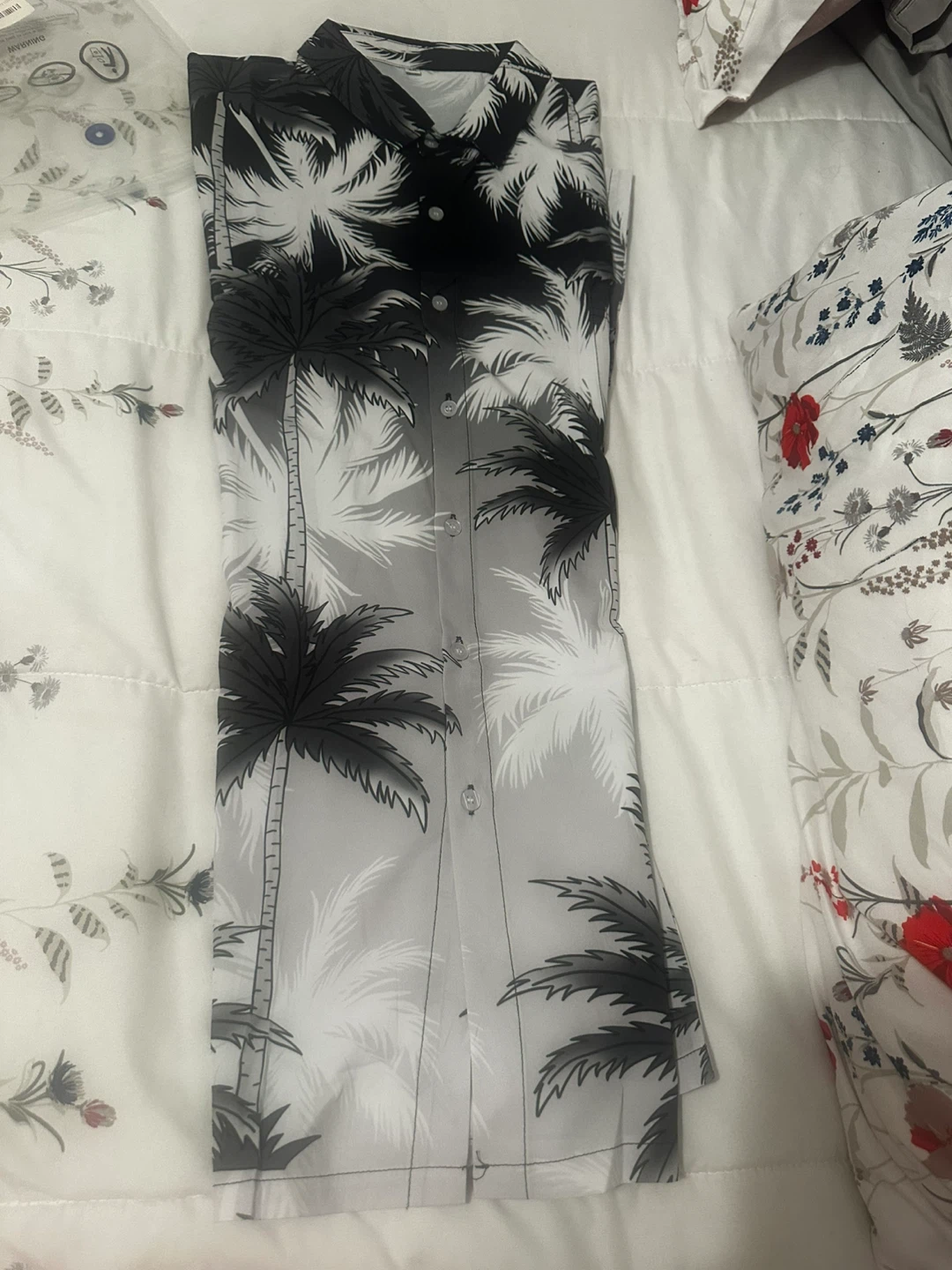 Men's Button-Up Hawaiian Shirt - Black/White Palm Trees - 4XL - photo 2