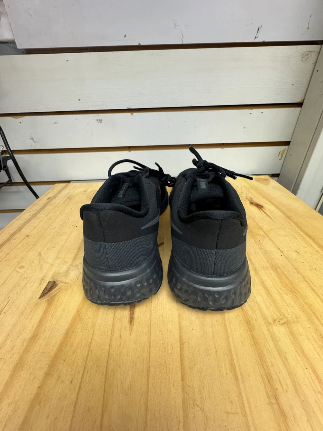 Nike Revolution 5 Running Shoes - photo 4