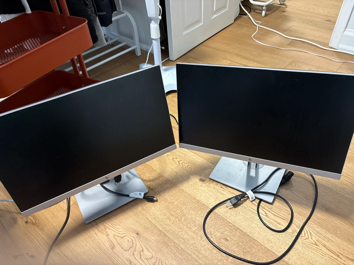 HP E23 Monitor (2x)