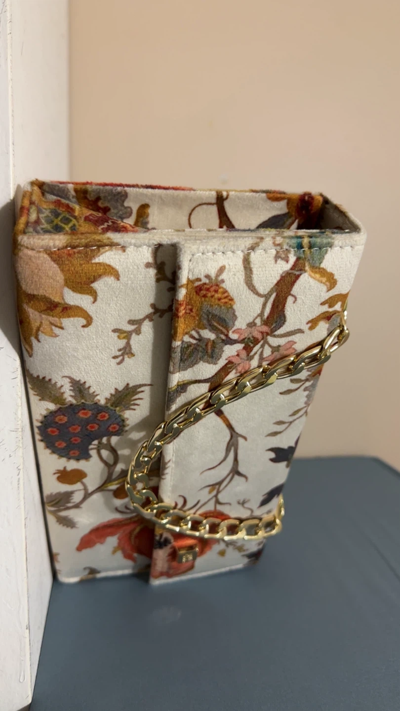 Floral Clutch with Gold Chain - photo 2