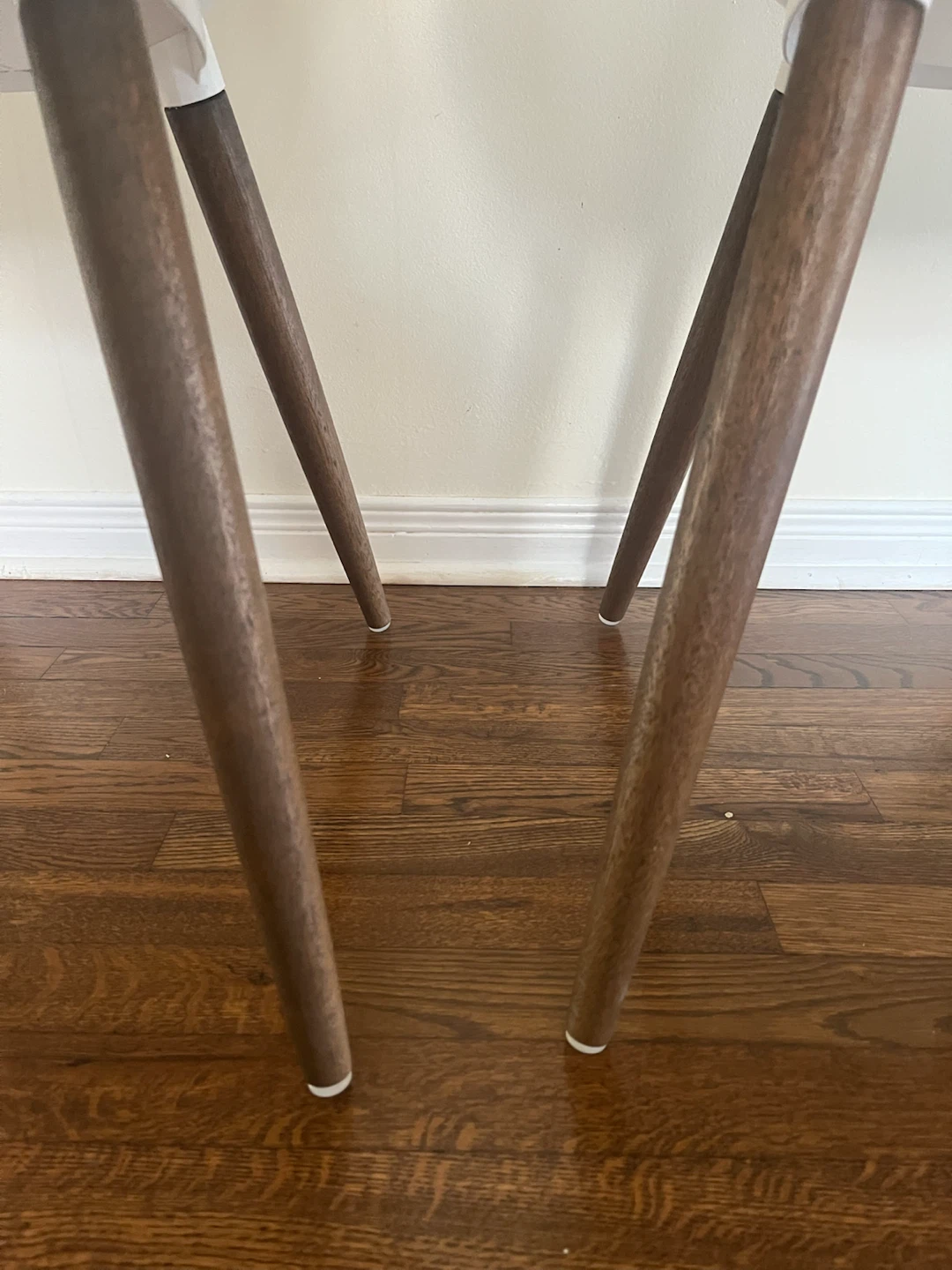 Set of 2 White Accent Chairs - photo 4