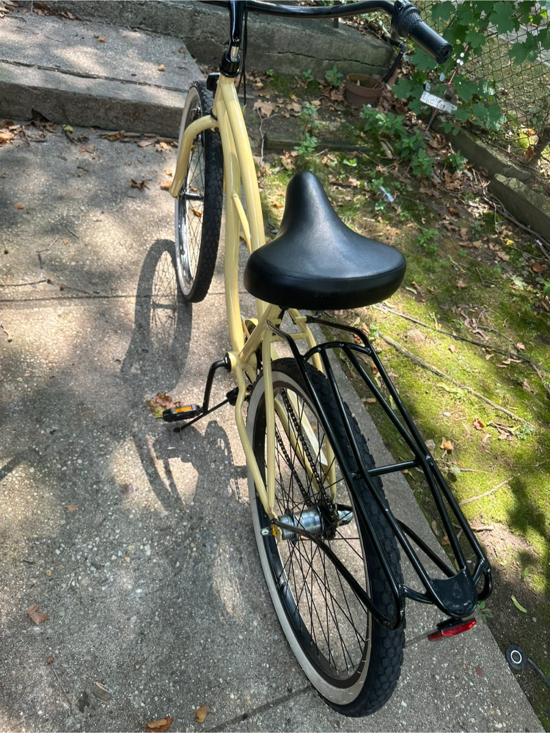 Yellow Cruiser Bicycle with Rack - photo 4