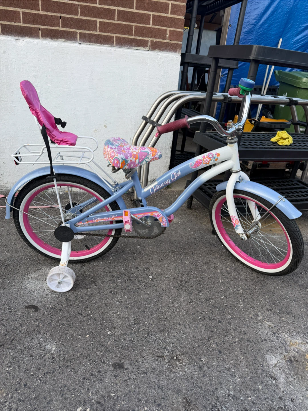 Kids' Bike with Training Wheels