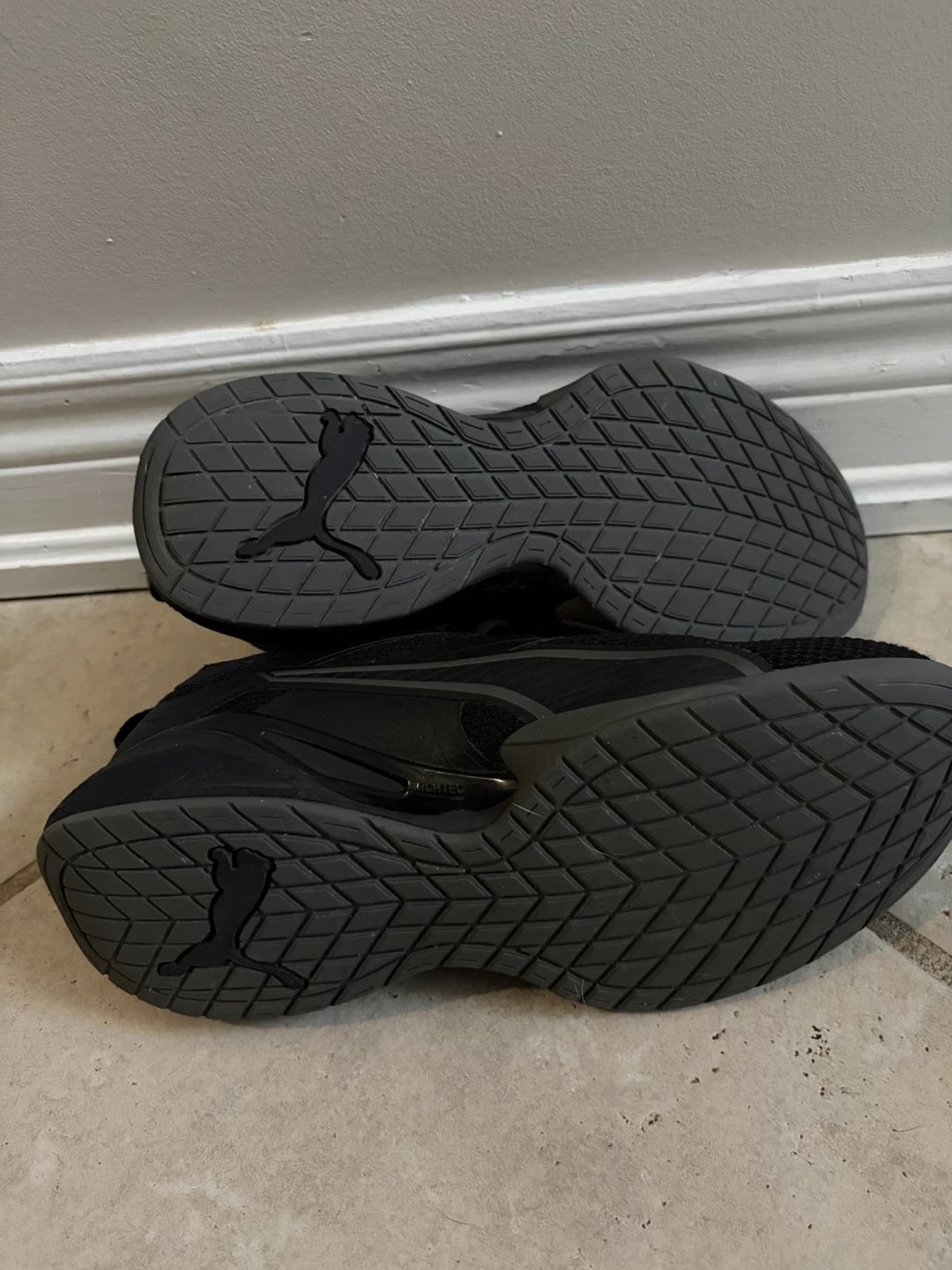 Men’s size 7.5 puma runners - photo 4