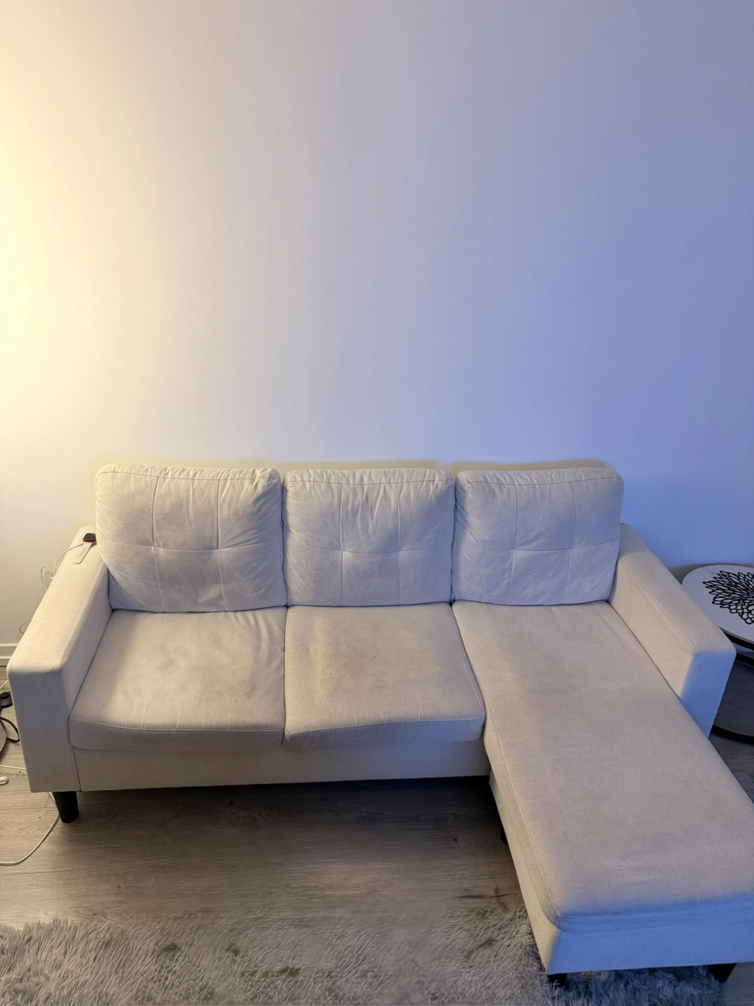 White Sectional Sofa, Pick up only📍Vaughan - photo 2