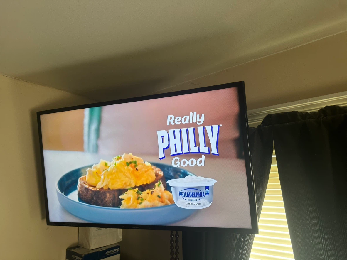 Samsung 40" UN40J5200AF Smart LED TV - photo 2
