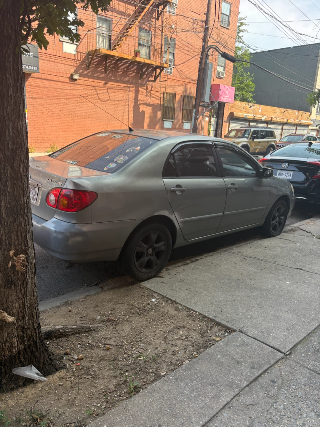 Toyota Corolla Sedan