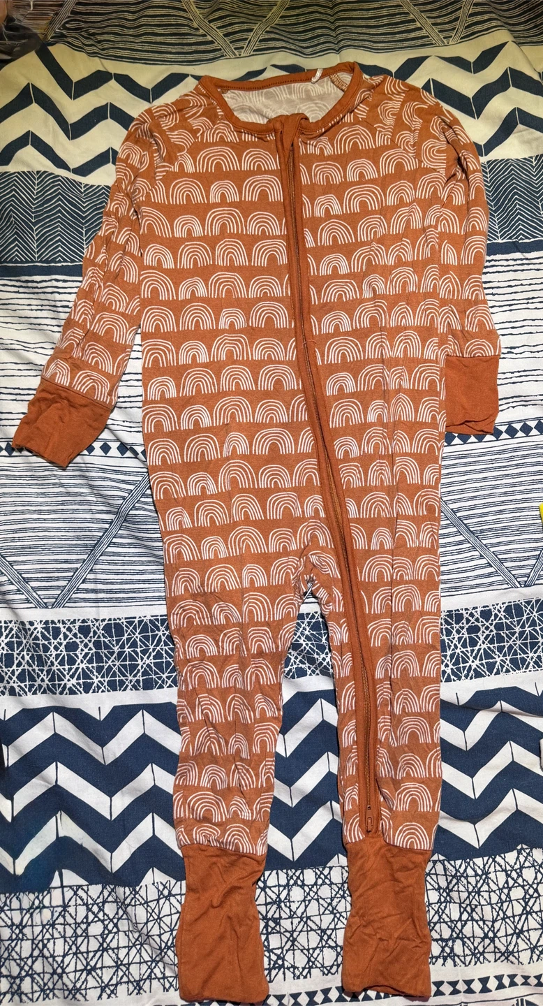 Bluey and Alphabet Print Pajamas Bundle 2-3T - photo 2