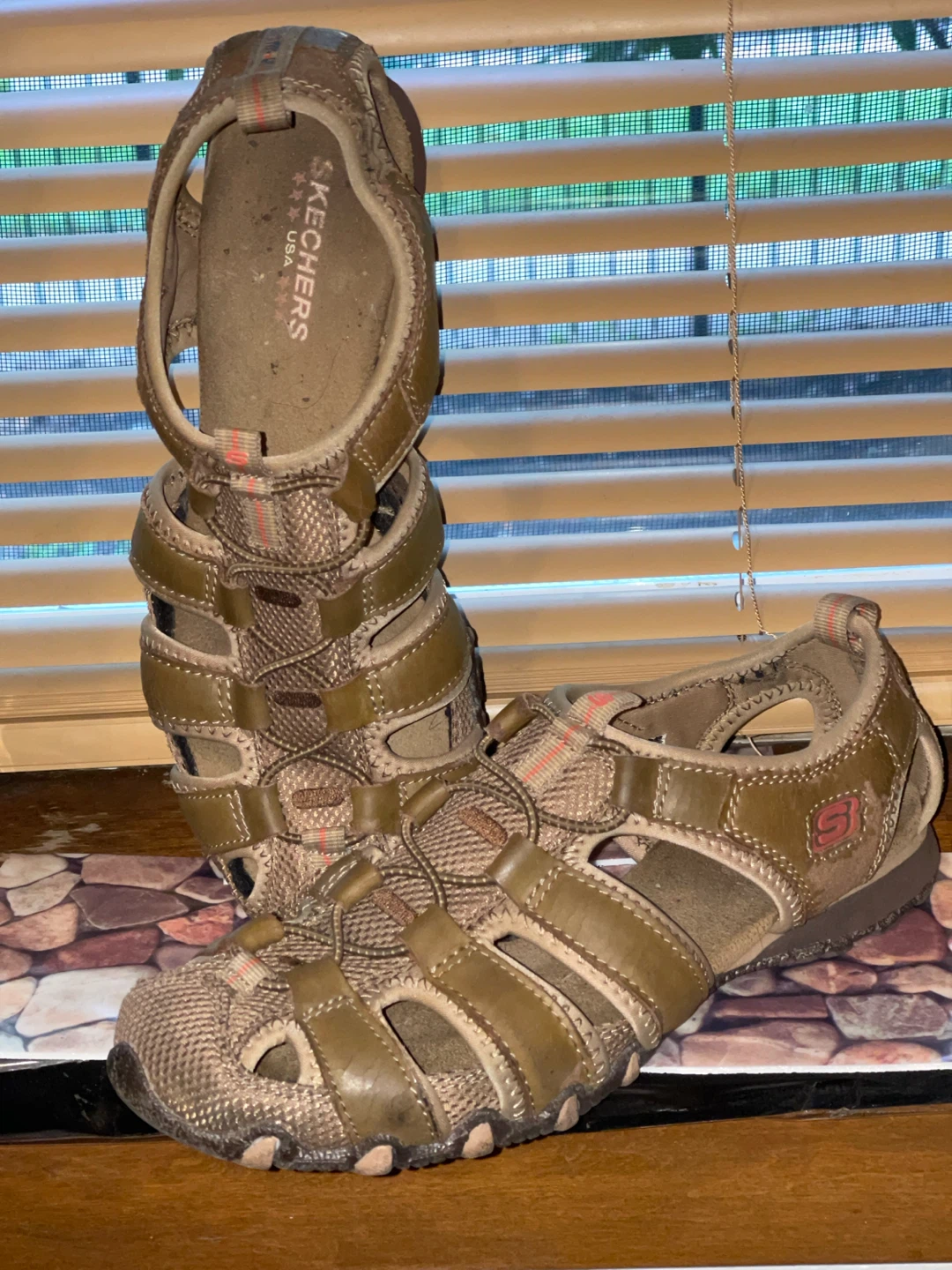 Skechers  size 8- 9 Fisherman Sandals - photo 3