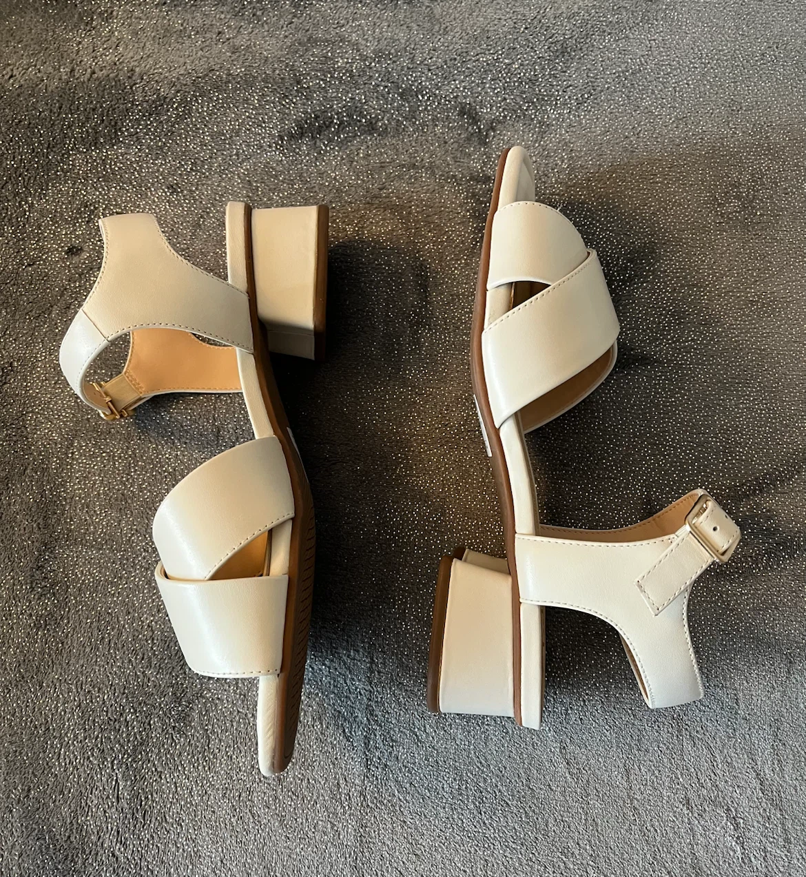 Clarks White Leather Block Heel Sandals - photo 3