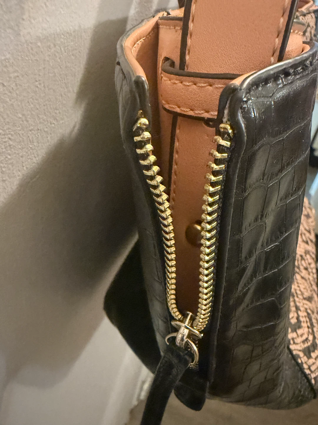 SUSEN Women's Faux Leather Snake Print Tote Bag - photo 5