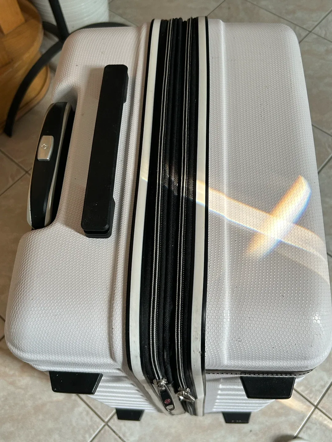 Samsonite White Hardside Spinner Luggage - photo 5