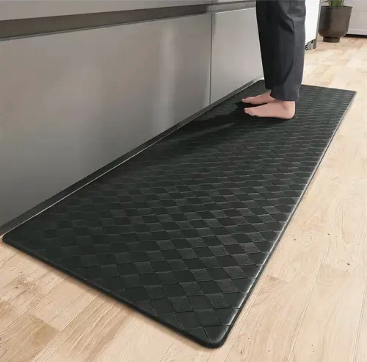 Black Anti-Fatigue Kitchen Mat 2x5 ft - photo 2