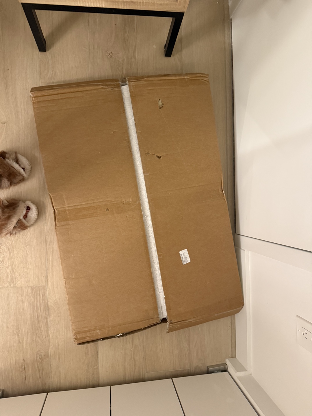 BRAND NEW Modern Coffee Table - photo 2