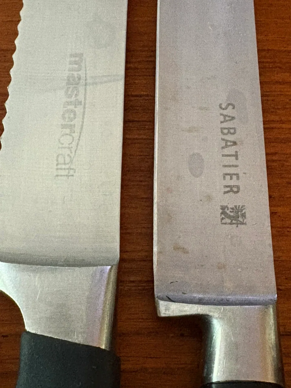 Mastercraft and Sabatier Kitchen Knives with Sharpener - photo 2
