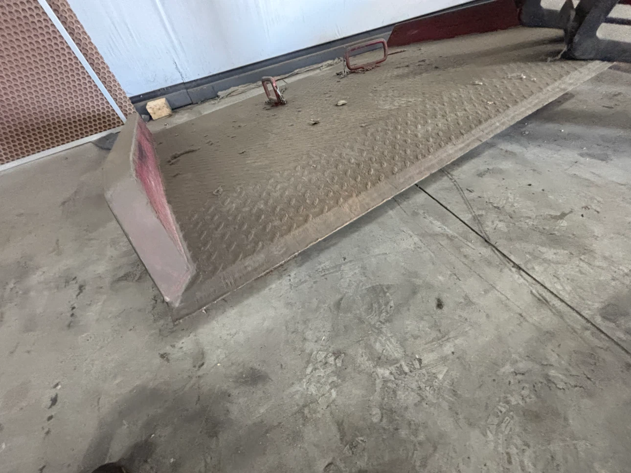RampMaster Dock Plate - photo 2
