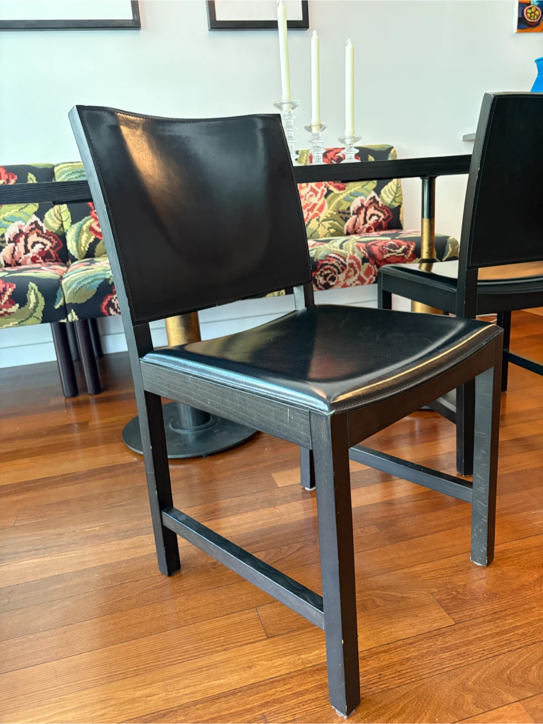 4 leather dining chairs - photo 2